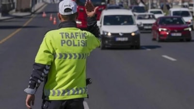 İstanbul'da bazı yollar trafiğe kapatıldı