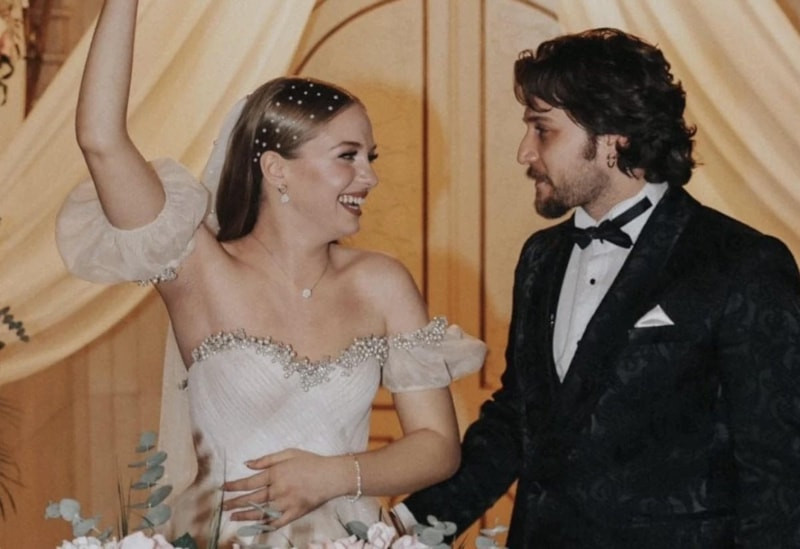Ufuk Beydemir'den Baba Olma Müjdesi ve İpek Filiz Yazıcı Provası