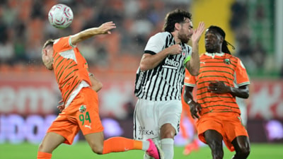 Beşiktaş, Alanyaspor'a yenildi