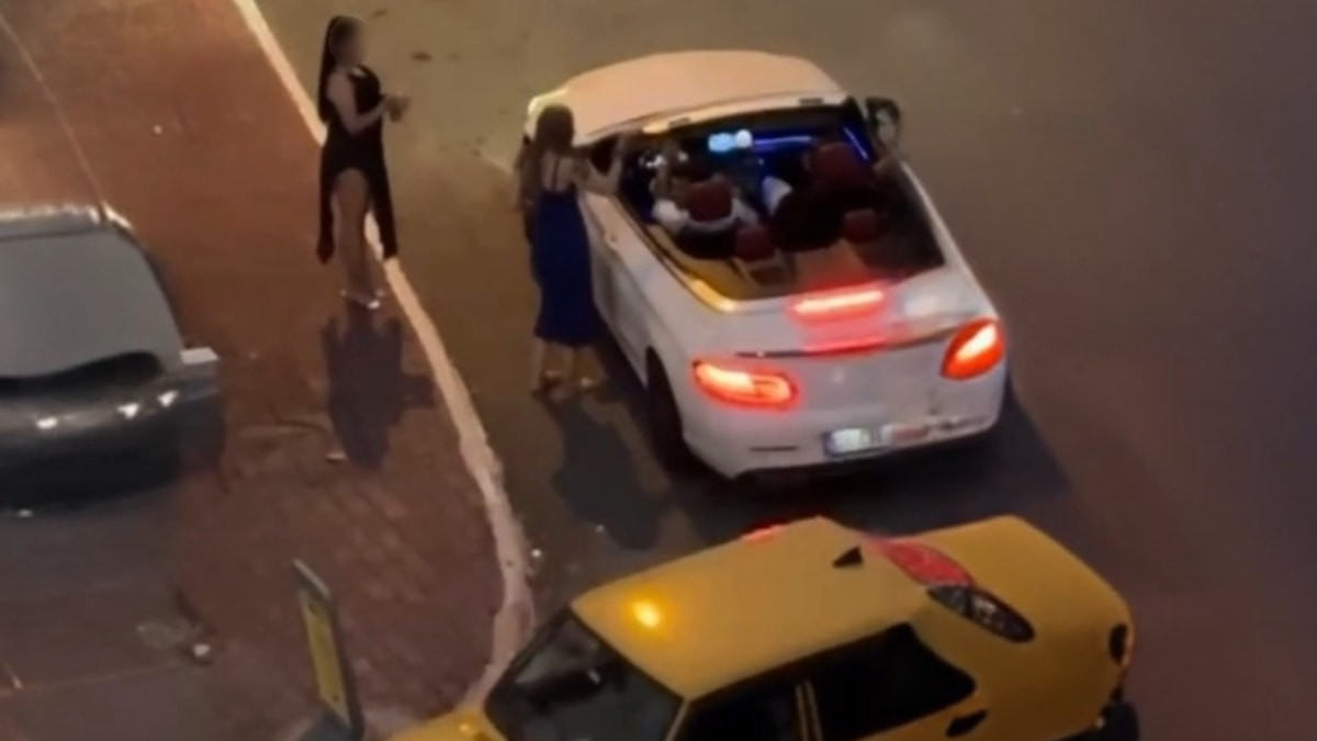 Antalya'da fuhuş operasyonu: 5 kişi yakalandı, 14 kadın kurtarıldı