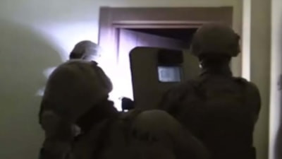 İzmir'de DEAŞ operasyonunda 26 şüpheli gözaltına alındı