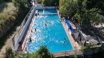 Hatay'da 40 dereceyi aşan sıcaklıklarda serinleten eğlence