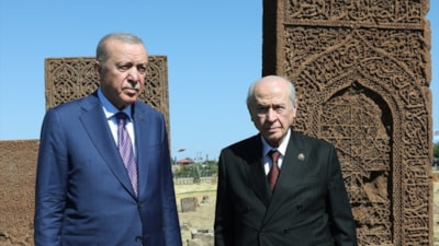Cumhurbaşkanı Erdoğan ve Devlet Bahçeli Ahlat Selçuklu Kabristanı'nda