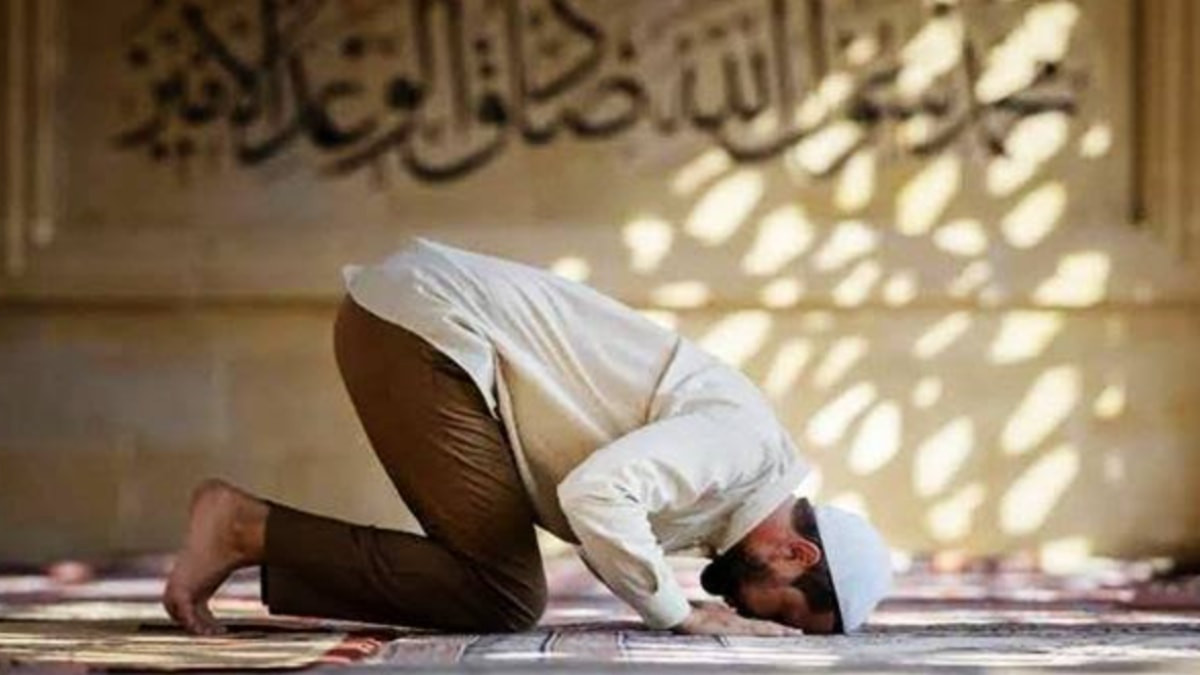 Türkiye'nin ibadet karnesi: Namaz kılma sıklığı batıdan doğuya artıyor