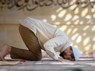 Türkiye'nin ibadet karnesi: Namaz kılma sıklığı batıdan doğuya artıyor