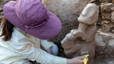 Karahantepe'de 11 bin yıllık kompozit heykel bulundu