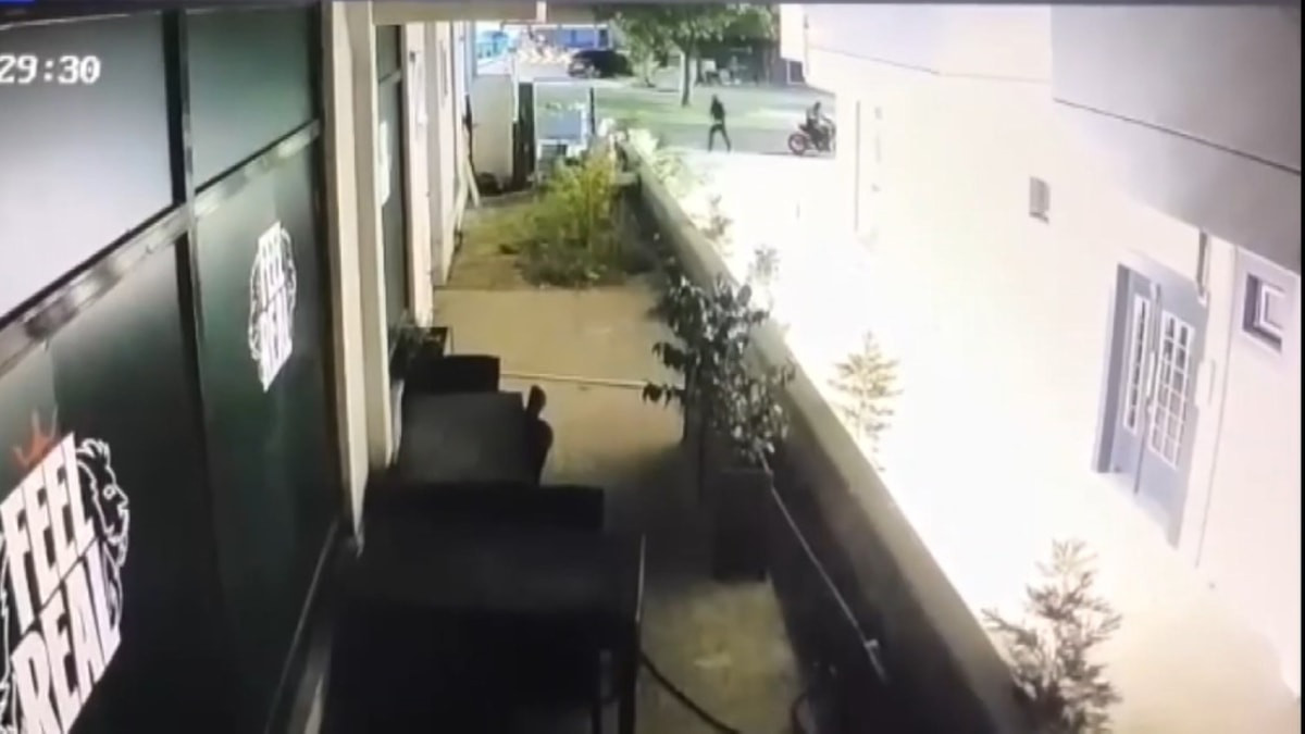Kartal’da iş yerine el bombalı ve silahlı saldırı: 4 tutuklama
