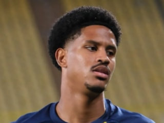 Roma'ya imza atmaya gitmişti: Jayden Oosterwolde transferinde sağlık kontrolü engeli!