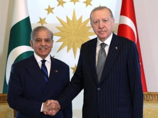 Pakistan Başbakanı Şerif'ten Erdoğan'a övgü: Yanımızda çelikten duvar gibi durdu