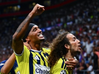 Fransızlar Fenerbahçe'yi konuşuyor: Lyon'un umutlarını bitirdi...