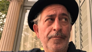 Cem Yılmaz'ın son hali şaşırttı: Yeni imajı ile görüntülendi
