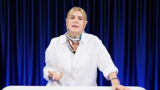 Sevda Türküsev'den seyirciye küfreden Bülent Ersoy'a: Madem o kadar hastaydın, niye sahneye çıktın