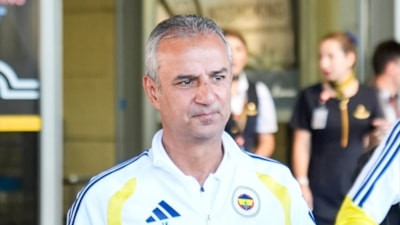Şampiyonlar Ligi'ne kalan Fenerbahçe yurda döndü