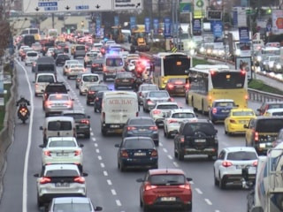 Türkiye'de illere göre otomobillerin yaş ortalamaları açıklandı