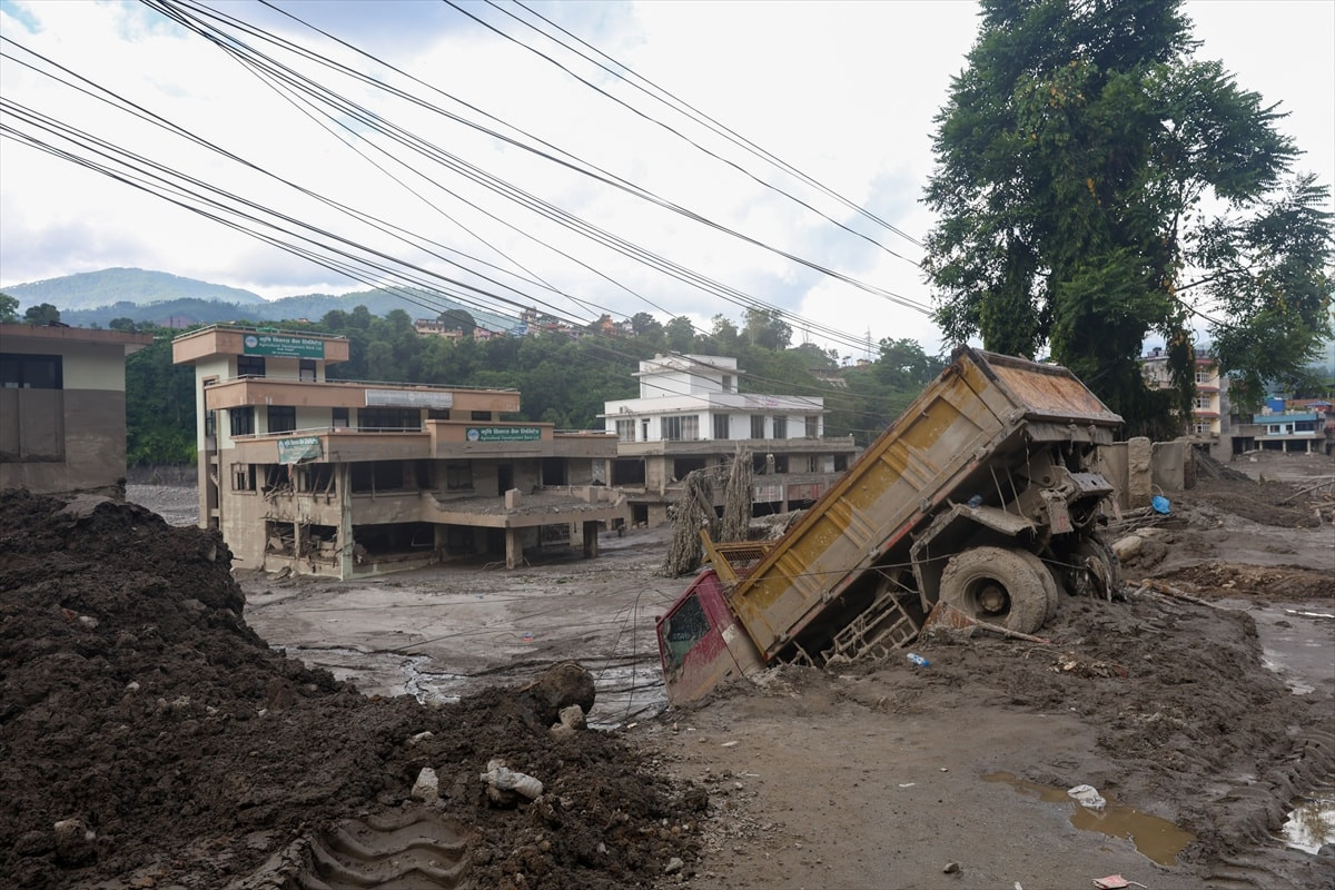 Nepal'deki yıkıcı sellerin ardından yaşananlar - Resim 42