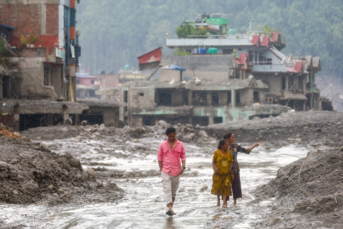 Nepal'deki yıkıcı sellerin ardından yaşananlar - Resim 45