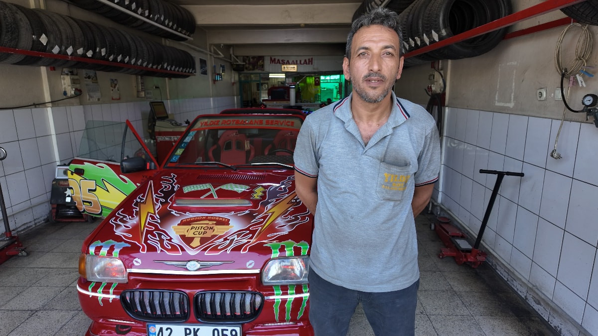 Konya'da rot balans ustası, aracını Şimşek McQueen'e çevirdi