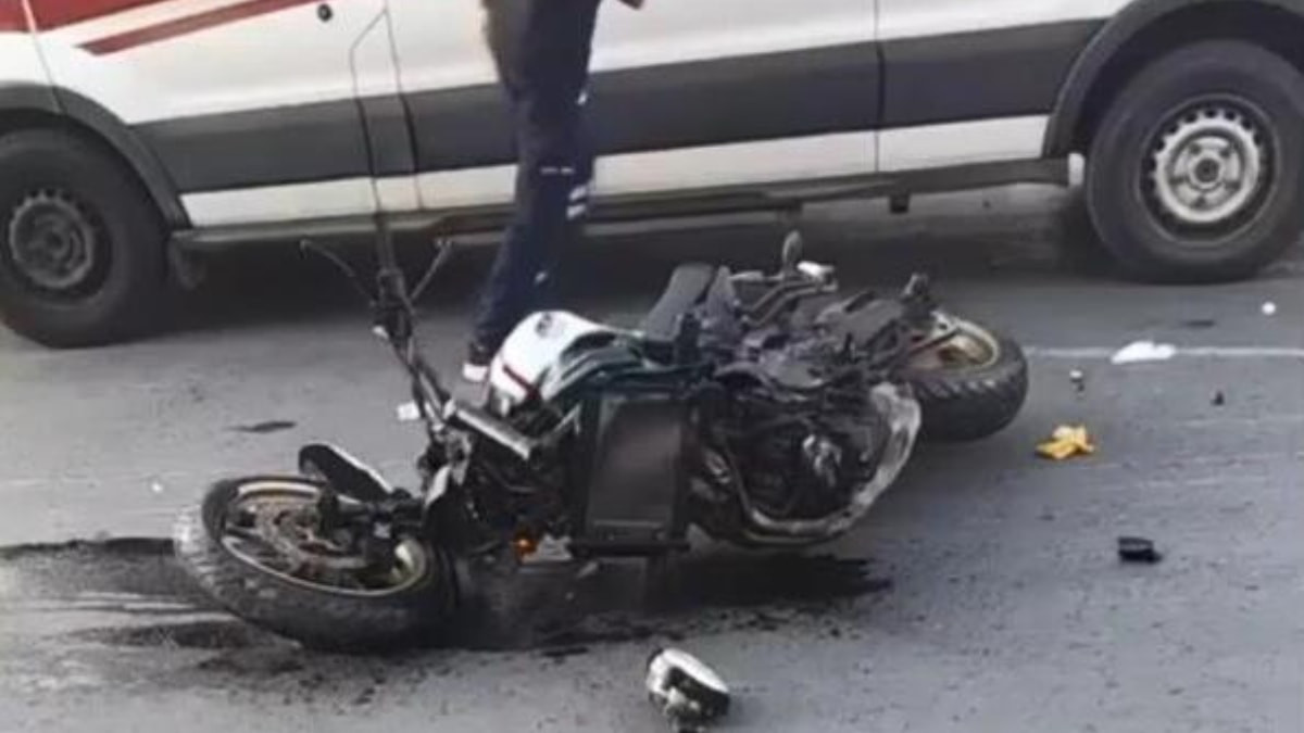 İstanbul'da 2 motosiklet çarpıştı: 1 ölü, 1 yaralı