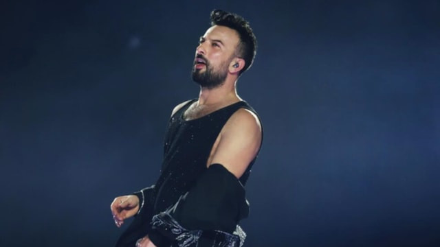 Megastar Tarkan hayranlarına kulak verdi! İmaj tazeledi