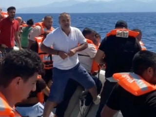 Girne açıklarında batan gemiden bir yolcunun çektiği video ortaya çıktı