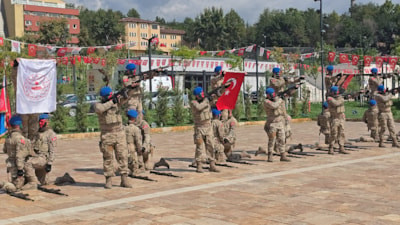 Karabük'te 30 Ağustos coşkusu: Komandolar nefes kesti