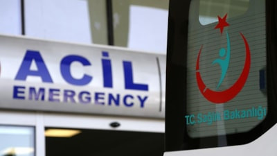 Uşak'ta otomobil takla attı: 1 ölü 5 yaralı