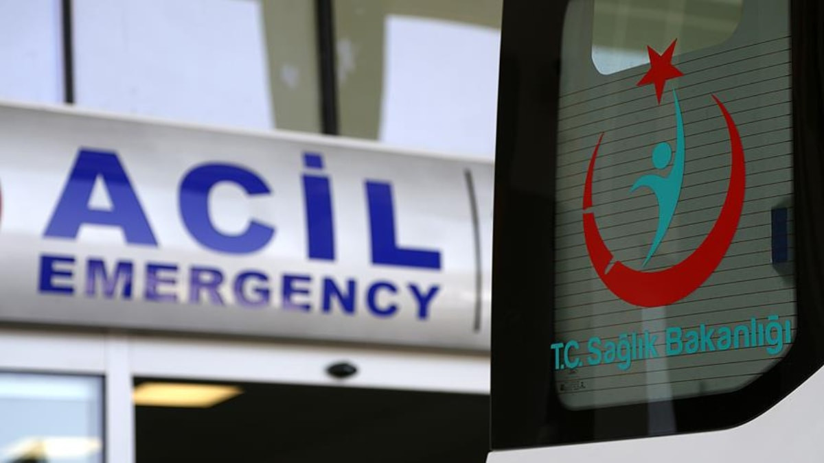 Uşak'ta otomobil takla attı: 1 ölü 5 yaralı