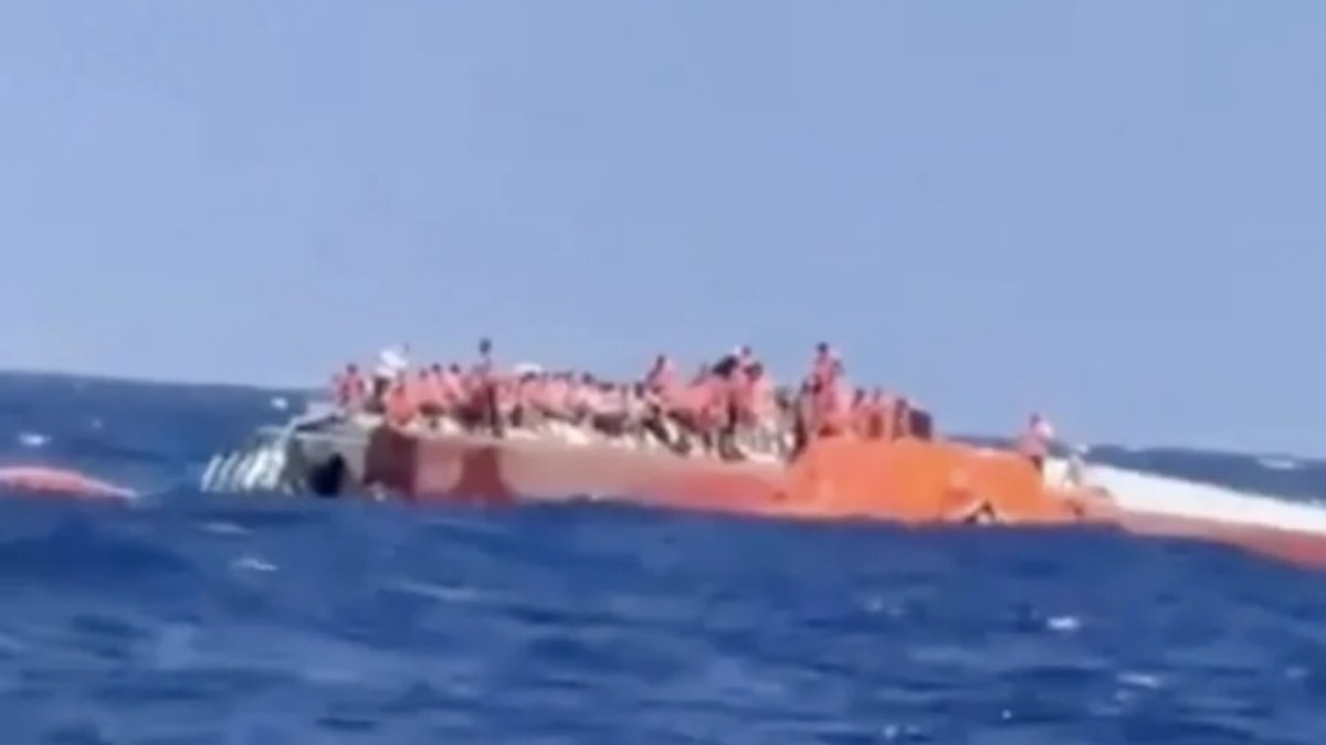 İçişleri Bakanlığı: Girne'de alabora olan gemi için 6 deniz unsuru görevlendirilmiştir