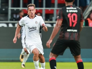 Beşiktaş'ta Amir Hadziahmetovic'le yollar ayrıldı