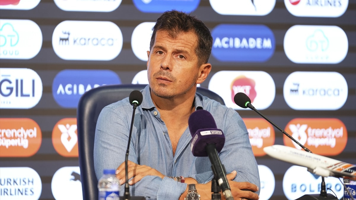 Emre Belözoğlu'ndan yabancı kuralına eleştiri!
