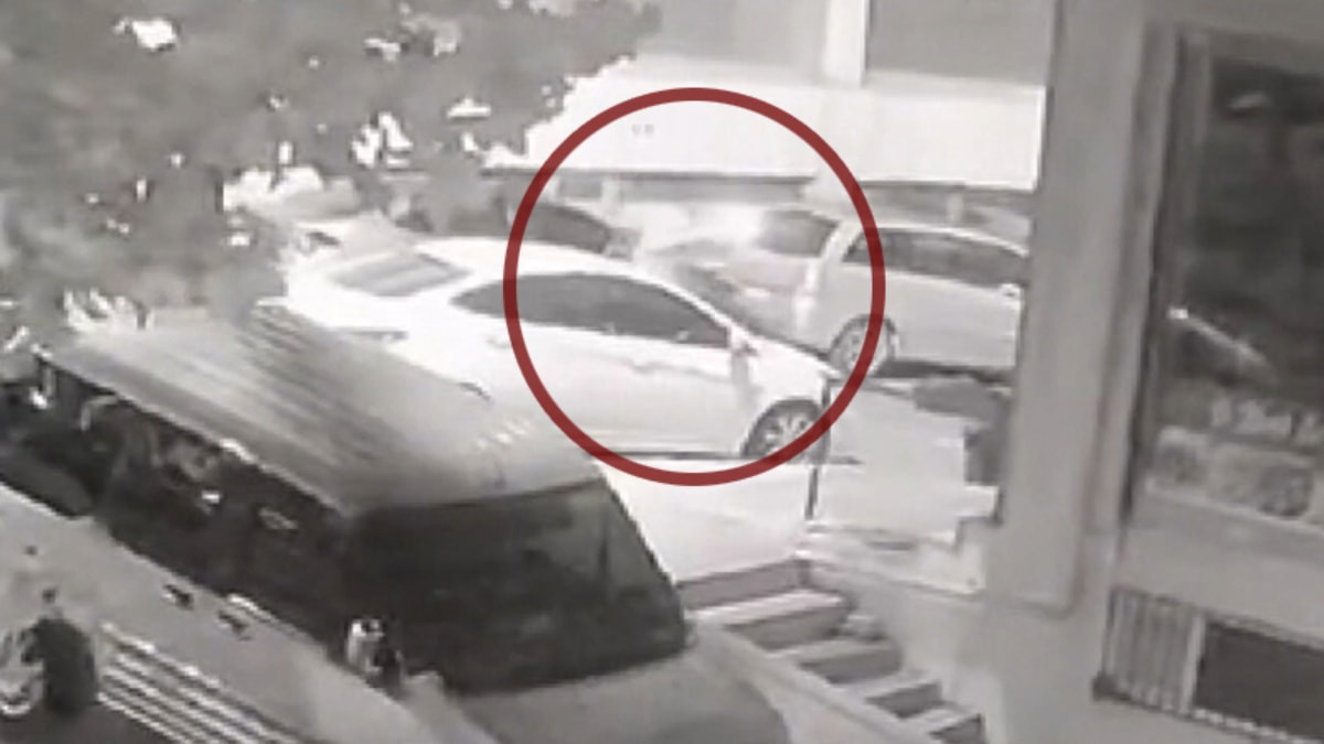İstanbul Arnavutköy'de iş yerini kurşunlayan şüpheliler yakalandı
