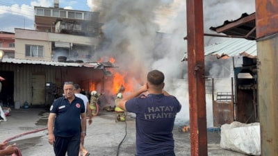 Hatay'da iş yerinde korkutan yangın