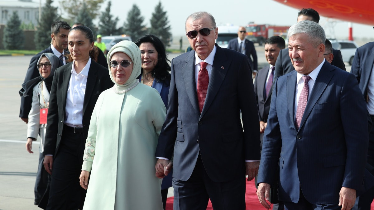 Cumhurbaşkanı Erdoğan, Kırgızistan'a ulaştı