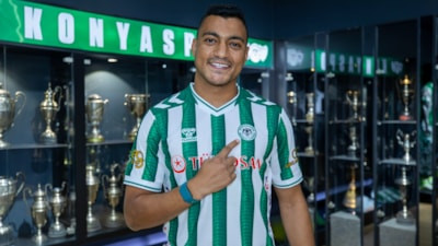 Mostafa Mohamed Süper Lig'e geri döndü: Konyaspor'a imza attı