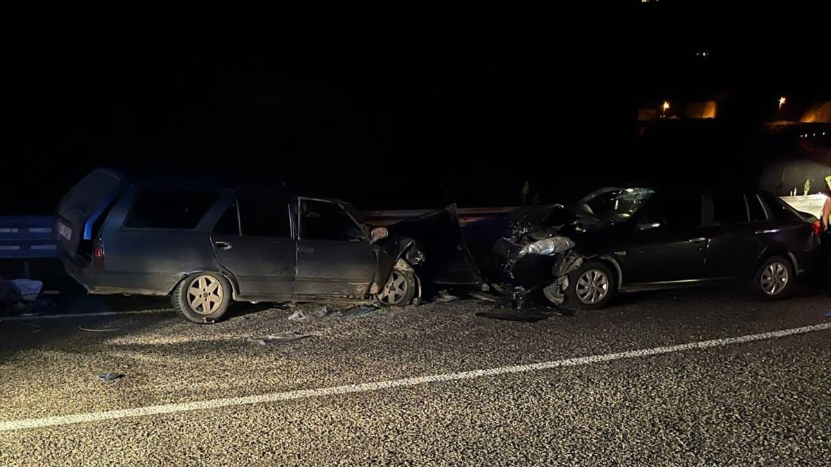 Giresun’da iki otomobil çarpıştı: 1 ölü 6 yaralı