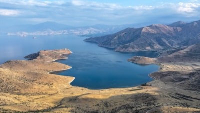 Van Gölü’nün eşsiz noktalarından Deveboynu Yarımadası milli parkla korunacak