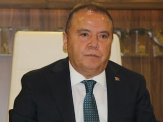 Muhittin Böcek dosyasında çarpık fuhuş ağı ortaya çıktı