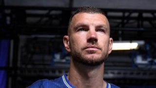 Edin Dzeko, milli takımı kariyerini sonlandırmaya karar verdi
