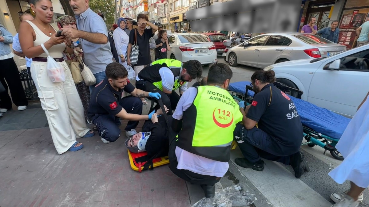 Samsun'da yaşlı kadın ve torununa otomobil çarptı: Sürücü kaçtı