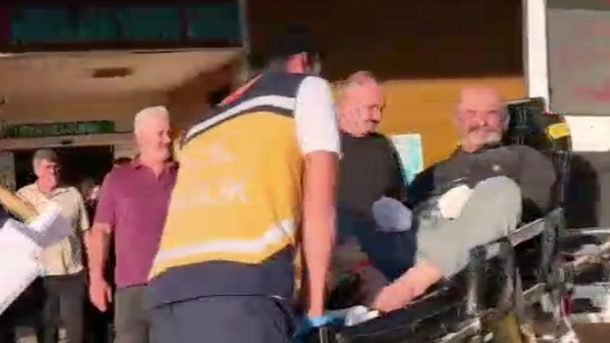 Bursa'da tomruğa zincir bağlarken ellerinin sıkışması sonucu 6 parmağını kaybetti