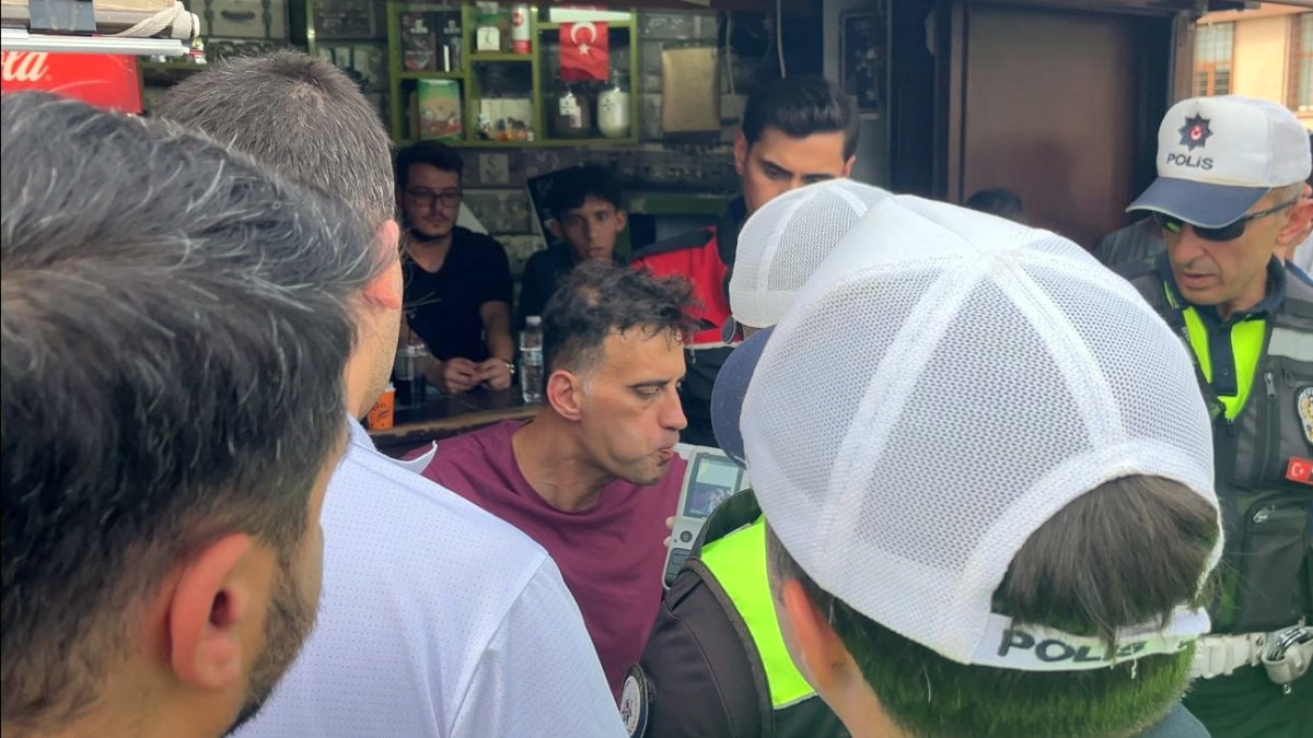 Edirne'de otomobiliyle kaza yapan şahıs polis ekiplerine zor anlar yaşattı