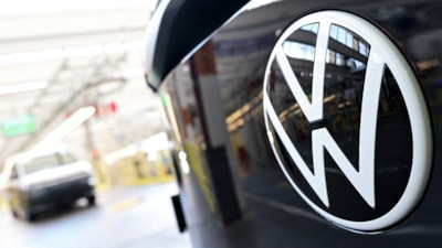 Volkswagen'de kriz derinleşiyor: 50 bin kişi işten çıkarıldı