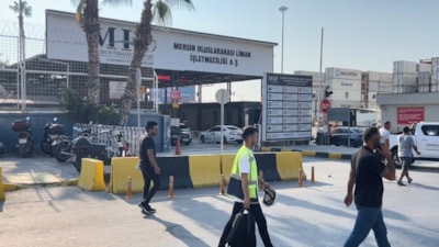 Mersin Limanı'nda kimyasal sızıntı: 35 kişi hastaneye kaldırıldı