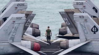 USS Abraham Lincoln'ın mürettebatı gündemde: Tayland'da kavgaya karıştılar