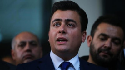 Osman Gökçek: Babam şeker hastası, ağız kuruluğu için sakız kullanıyor