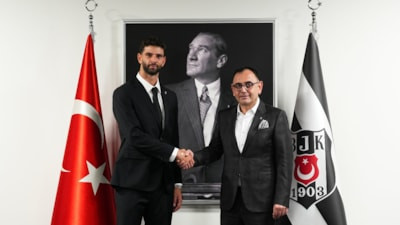 Beşiktaş'ta Asbaşkan Murat Kılıç, Ümit Akdağ ile bir araya geldi