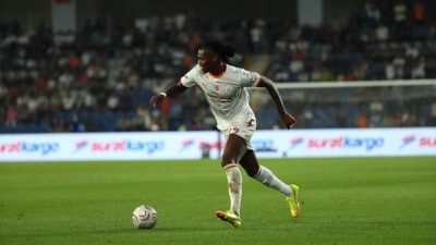 Galatasaray'da Rafael Leao ve Deniz Gül, ilk kez oynadı