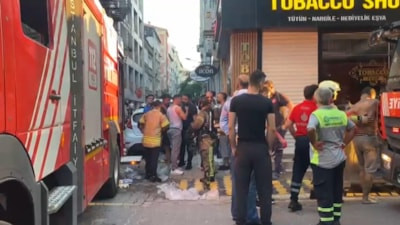 İstanbul Bakırköy’de bir otelde yangın çıktı