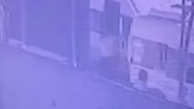 Arnavutköy'de servis şoförünün öldürüldüğü silahlı kavga kamerada