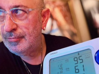Cem Yılmaz'dan sağlık durumuyla ilgili yeni paylaşım